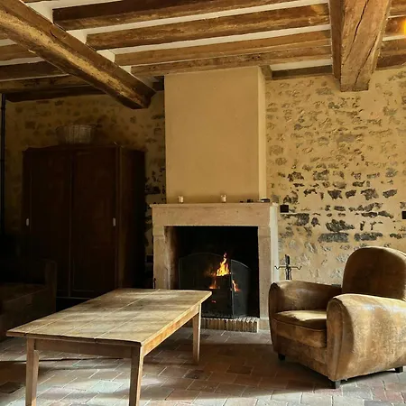1850 Longhouse In The Villages Of Perche Hébergement de vacances Verrieres